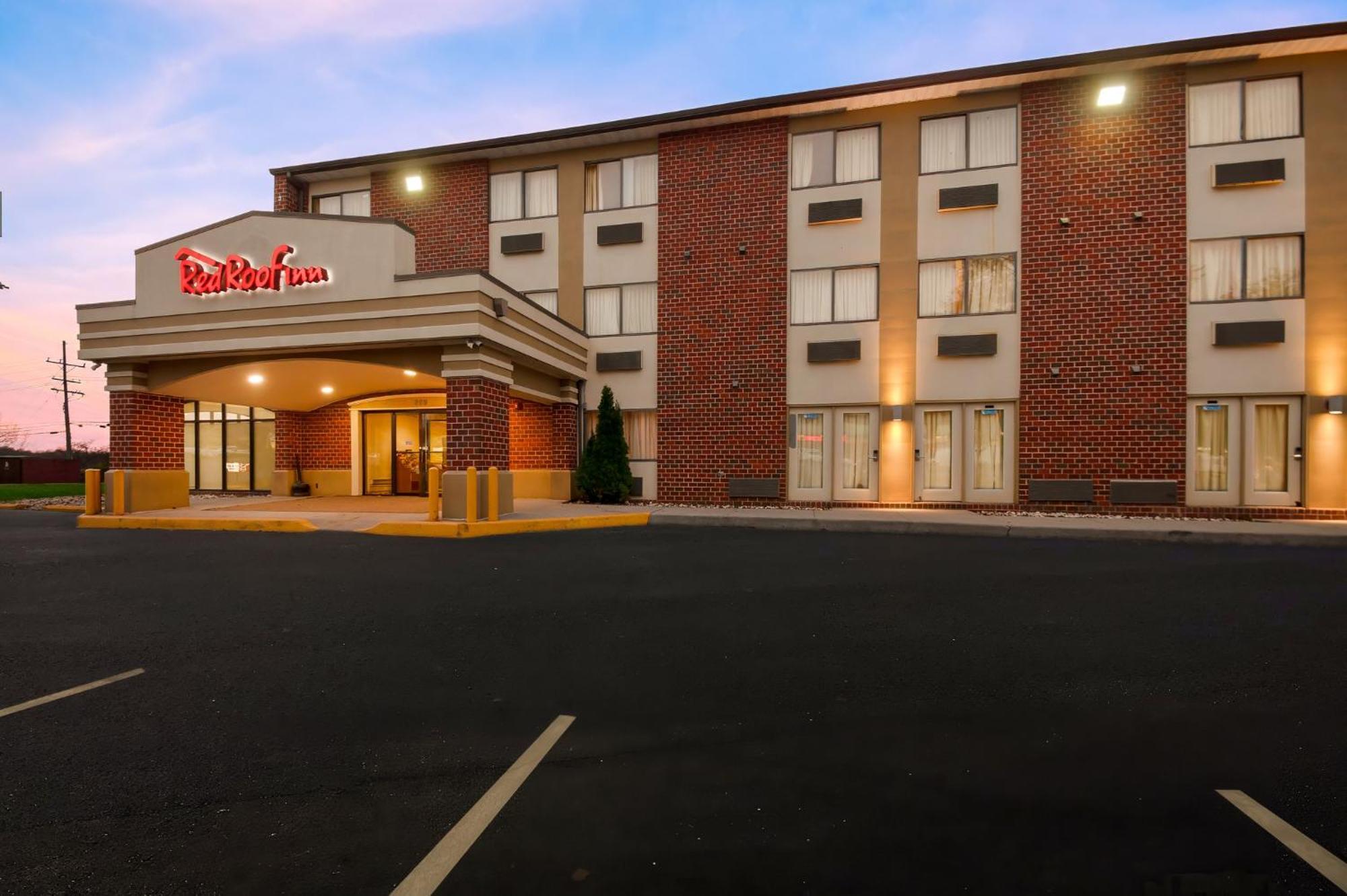 Red Roof Inn Мартинсбърг Екстериор снимка