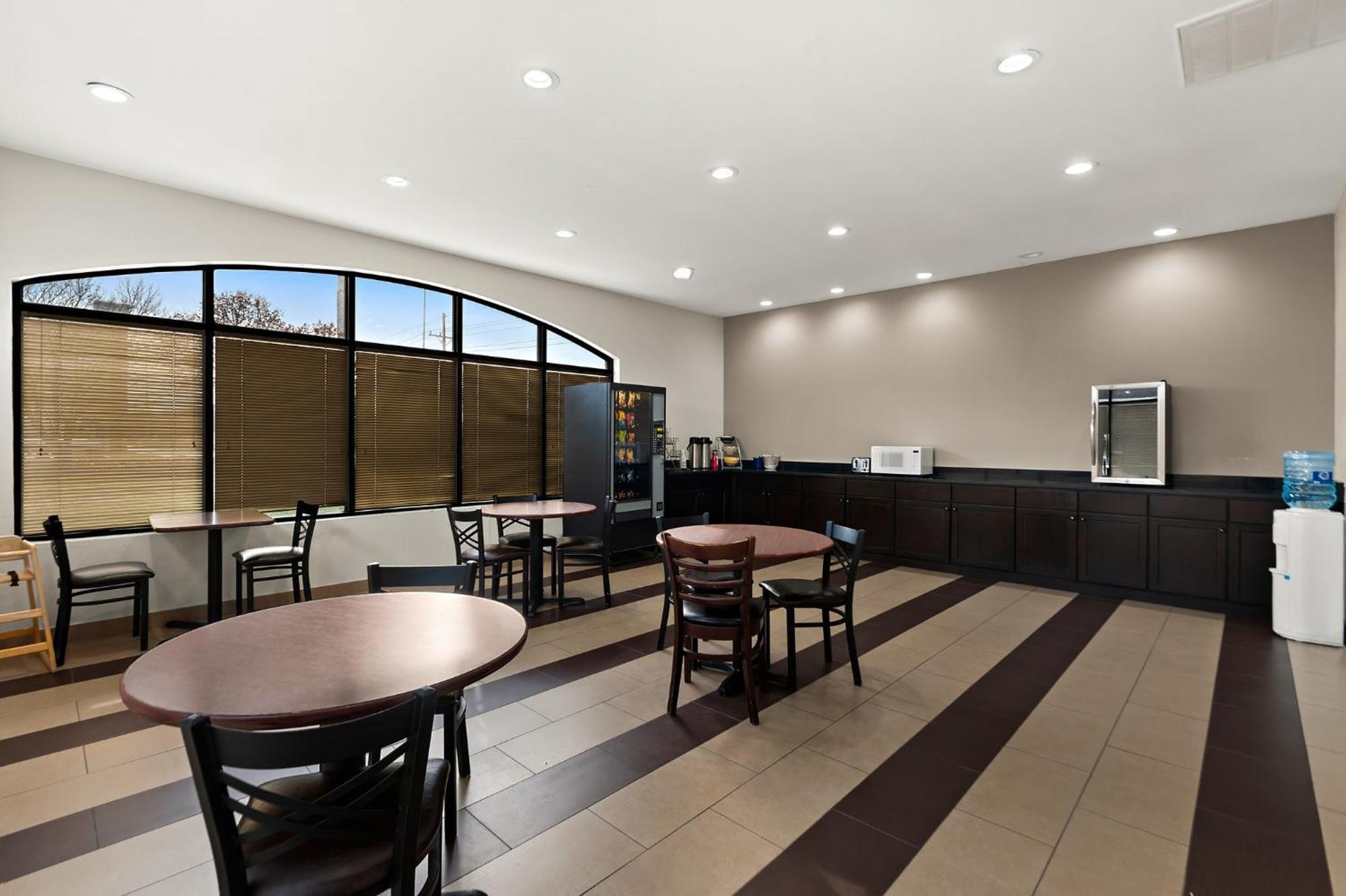 Red Roof Inn Мартинсбърг Екстериор снимка