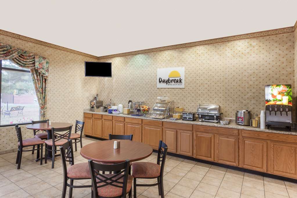 Red Roof Inn Мартинсбърг Съоръжения снимка