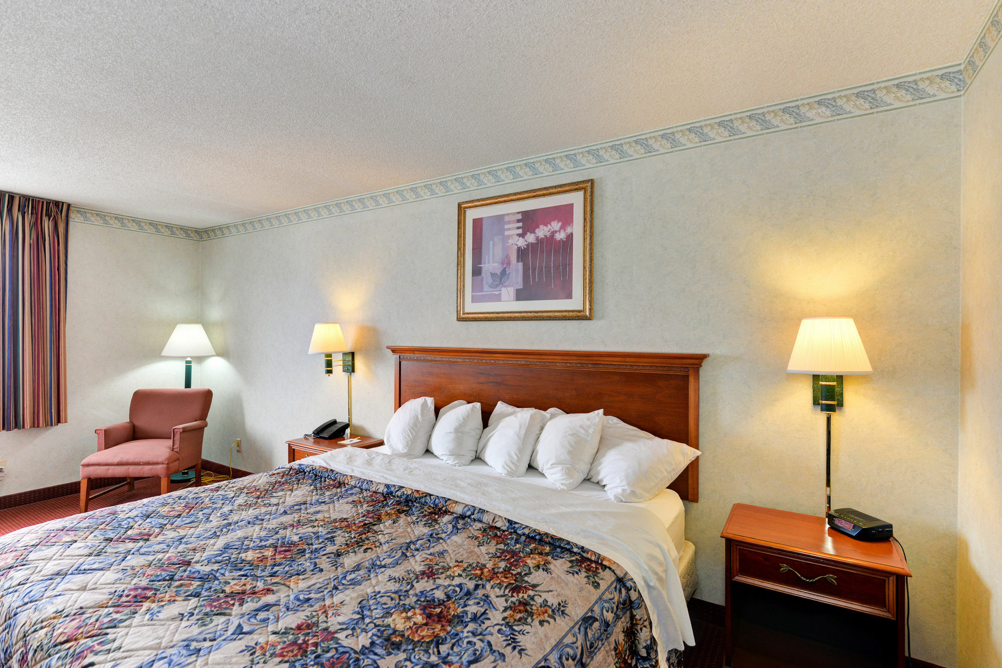 Red Roof Inn Мартинсбърг Екстериор снимка